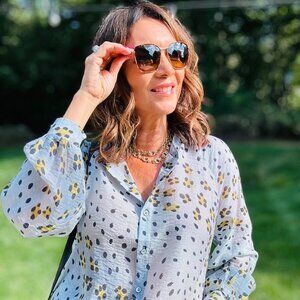 Cabi 4715 Hunter Blouse Fall 2024 Medium EUC